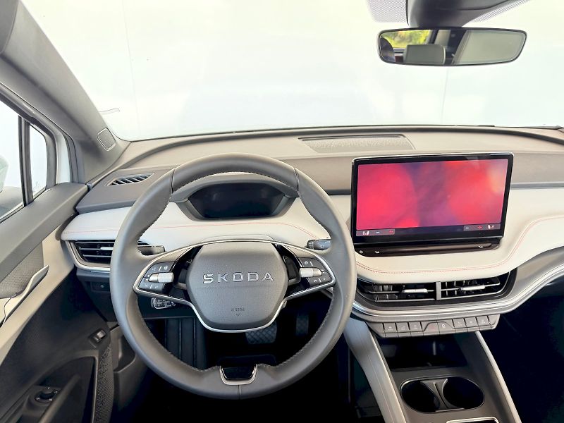Škoda Elroq (2025) Selection 85 210 kW / 82 kWh - fotka 8 z 28
