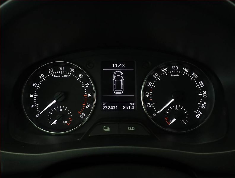 Škoda Fabia (2014) Elegance 1.6 TDI, po STK - fotka 8 z 17