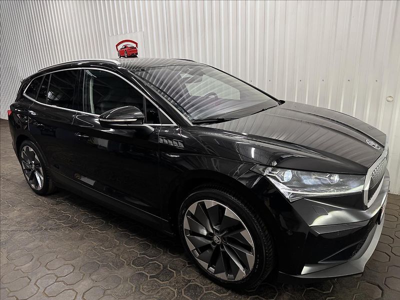 Škoda Enyaq IV80 DCC SUITE TAŽNÉ MATRIX - fotka 12 z 47