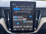 Volvo XC60 B5 AWD PLUS/360/1 maj/ + kola - náhled 40
