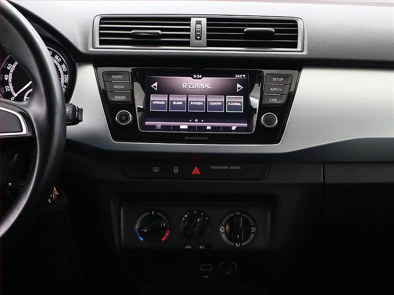 Škoda Fabia (2019) Ambition 1.0 TSI, Tempomat - fotka 10 z 15