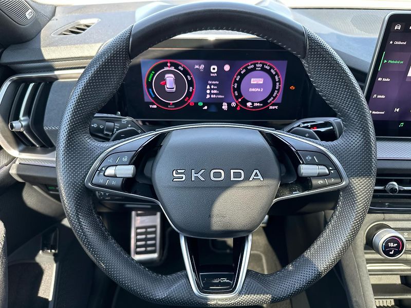Škoda Kodiaq iV 1,5 TSI / 150 kW Sportline - fotka 19 z 27