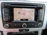Volkswagen Passat (2011) 1.6 TDi, AC, tempo, park - náhled 13