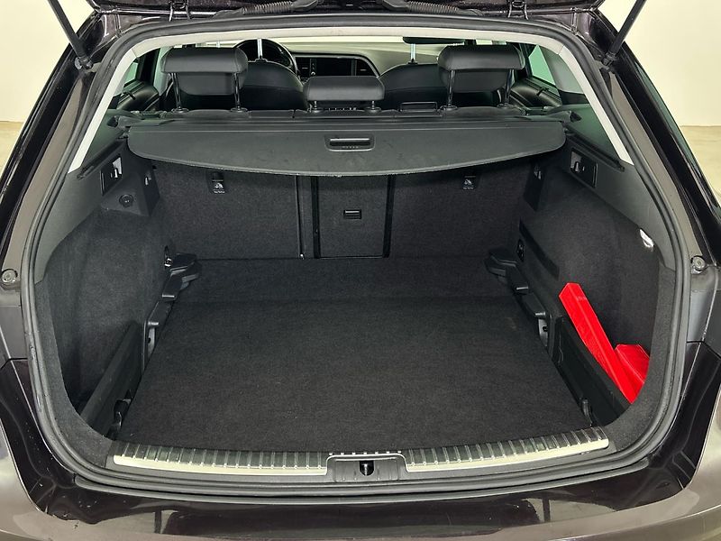 Seat Leon Xcellence - fotka 10 z 28