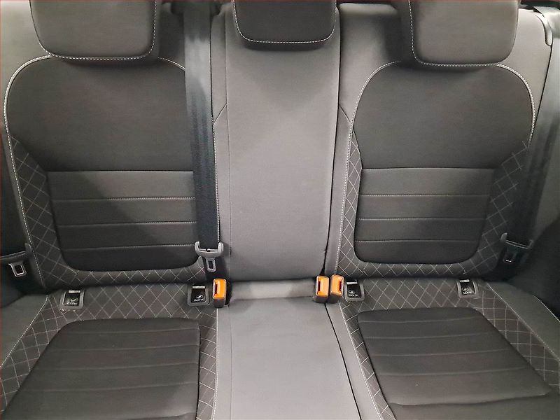 Škoda Fabia (2021) Ambition 1.0 TSI, ČR,1.maj - fotka 10 z 17