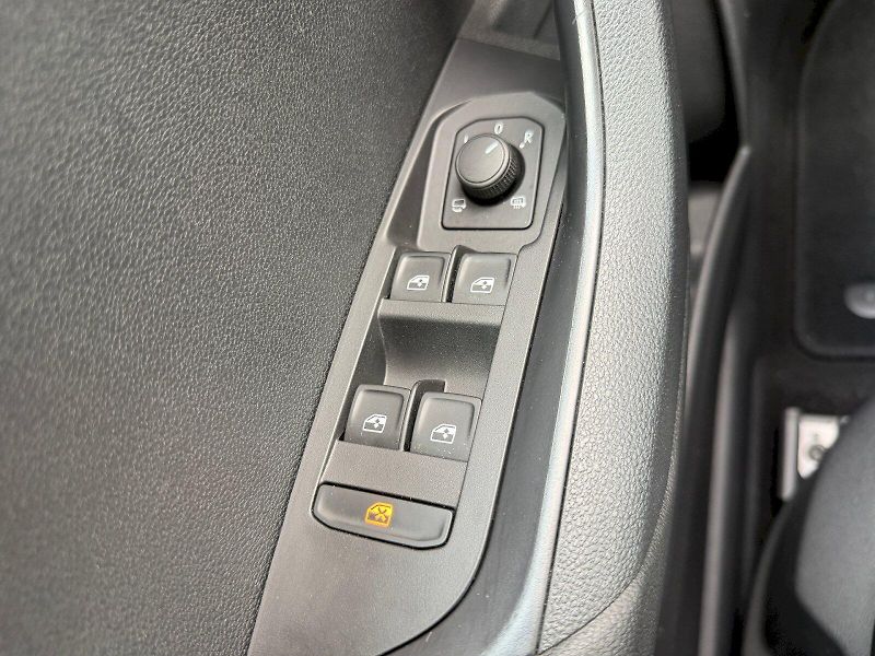 Škoda Karoq (2022) 1.5 TSI 110kW Style Matrix Nez - fotka 10 z 35