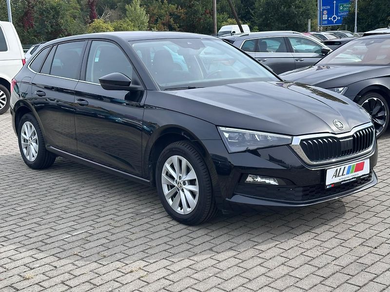 Škoda Scala 1.5 TSI 110kW Style - fotka 4 z 14