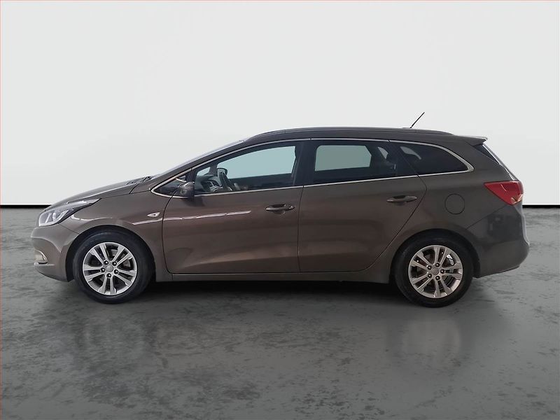 Kia Ceed (2013) 1.6 GDI, Serv.kniha, Navi - fotka 3 z 16