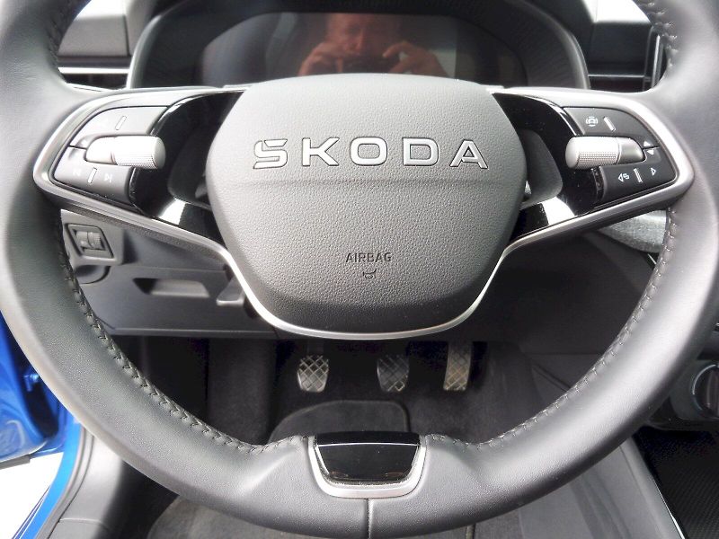 Škoda Kamiq (2025) Selection 1,0 TSI 85kW - fotka 10 z 26