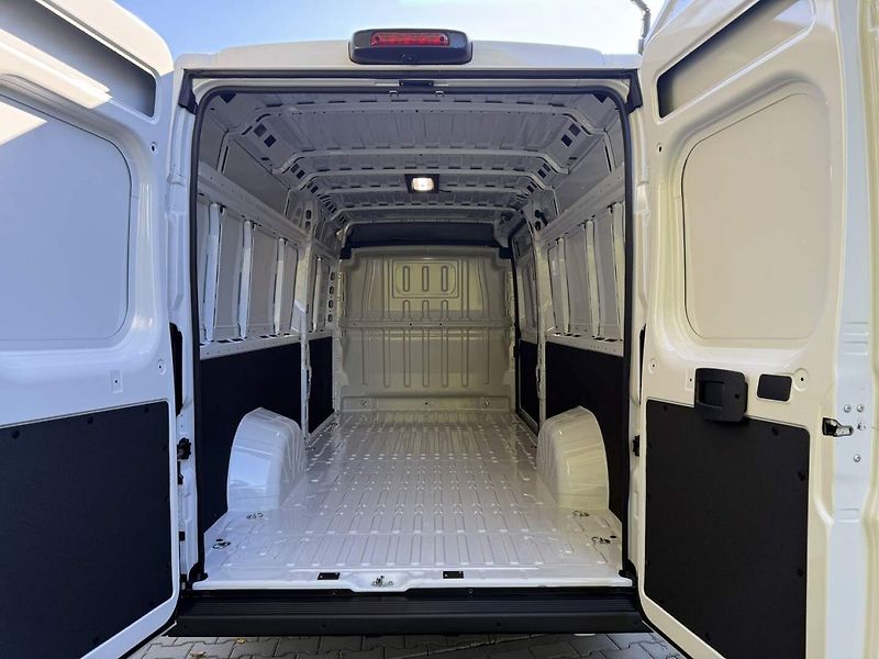 Fiat Ducato (2026) MAXI 2,2 MTJ 180k 6MT Van 3,5t - fotka 14 z 18
