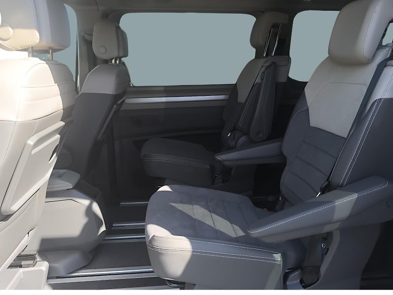 Volkswagen Multivan 1.5 E-TSI 4Motion - fotka 7 z 25