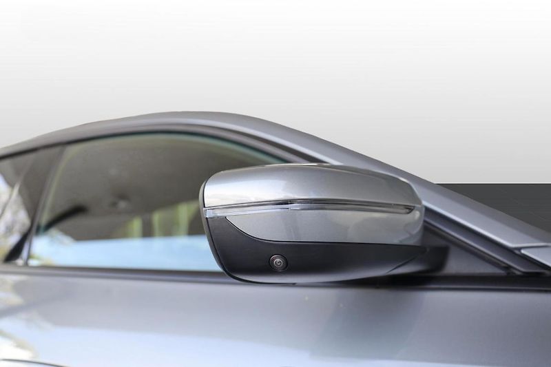 BMW i4 eDrive40 Gran Coupé - fotka 22 z 24