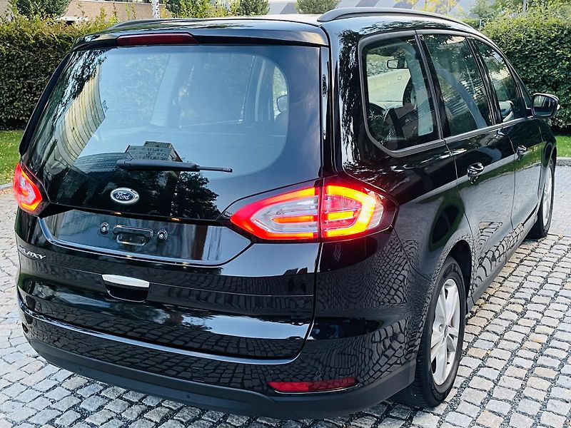 Ford Galaxy 2.0TDCi MANUÁL 7MÍST SENZORY - fotka 13 z 46