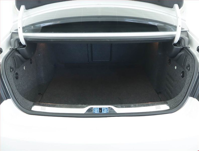 Škoda Superb (2014) 3.6 FSI V6, 4X4, Automat - fotka 15 z 18
