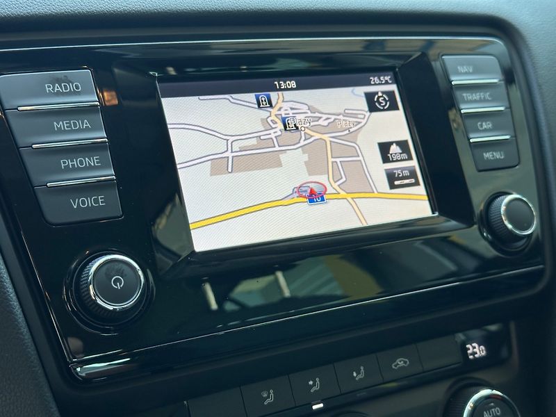 Škoda Octavia (2014) 1.4TSi CANTON, NOVÁ SPOJKA - fotka 11 z 17