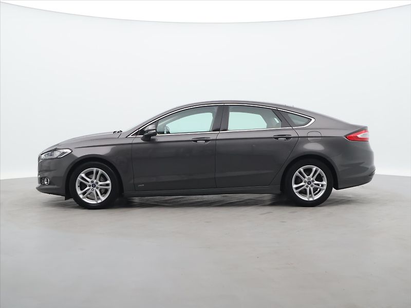 Ford Mondeo 2.0 TDCI 110KW CZ 4x4 LED - fotka 4 z 30