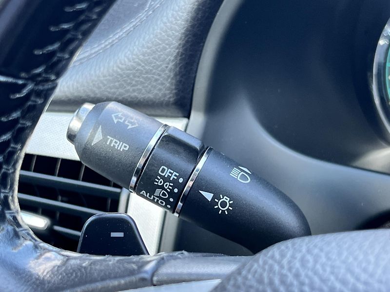 Jaguar XF 3.0D AUTOMAT KŮŽE NAVI KAMERA  - fotka 14 z 51