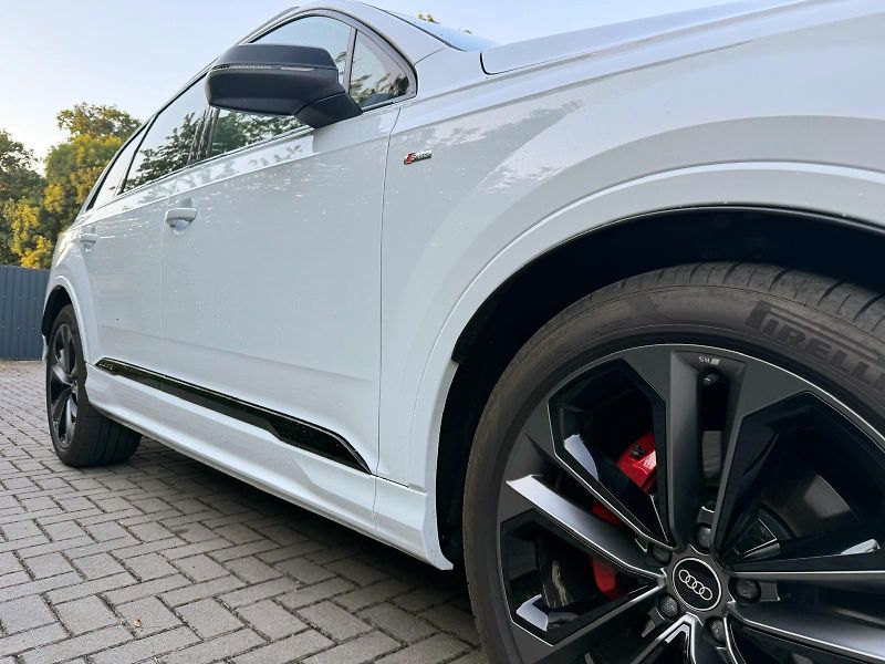Audi Q7 S-LINE 50TDI 210kW Quattro - fotka 21 z 27