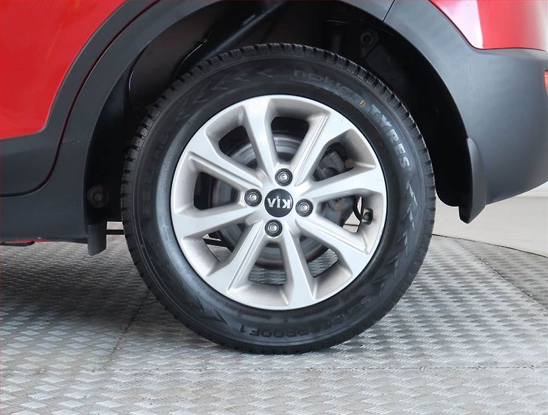 Kia Stonic (2019) 1.4 CVVT, Serv.kniha, Navi - fotka 14 z 18