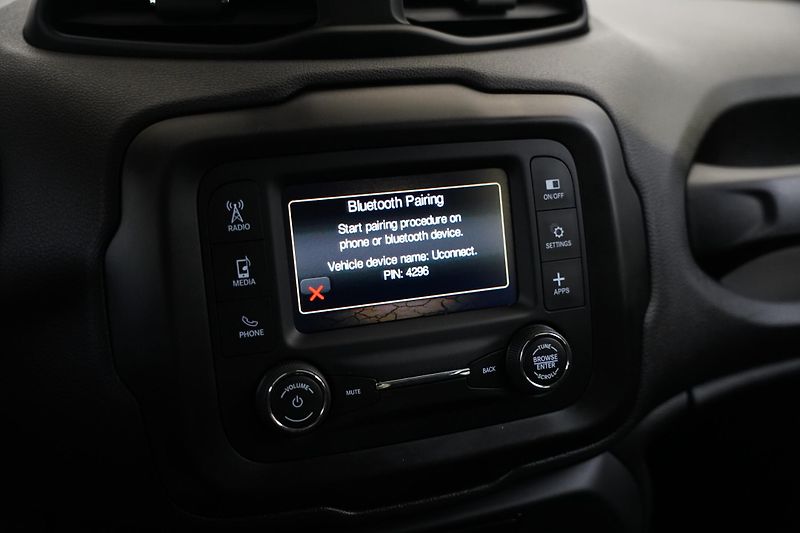 Jeep Renegade - fotka 17 z 22