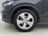 Volvo XC40 T2 MOMENTUM REZERVACE - náhled 32