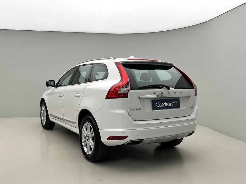 Volvo XC60 D5 AWD POLESTAR SUMMUM AUT  - fotka 9 z 38