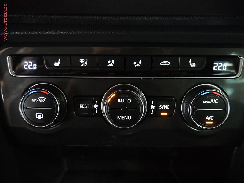 Volkswagen Tiguan (2018) 2.0 TDI 4x4, DSG, navi, LED - fotka 19 z 31