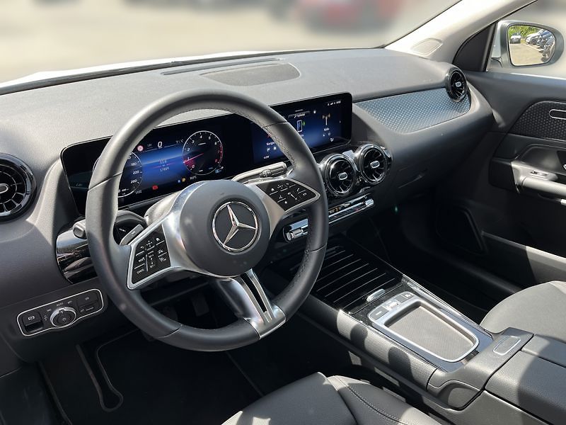 Mercedes-Benz GLA 220 4MATIC Progressive Line - fotka 10 z 21