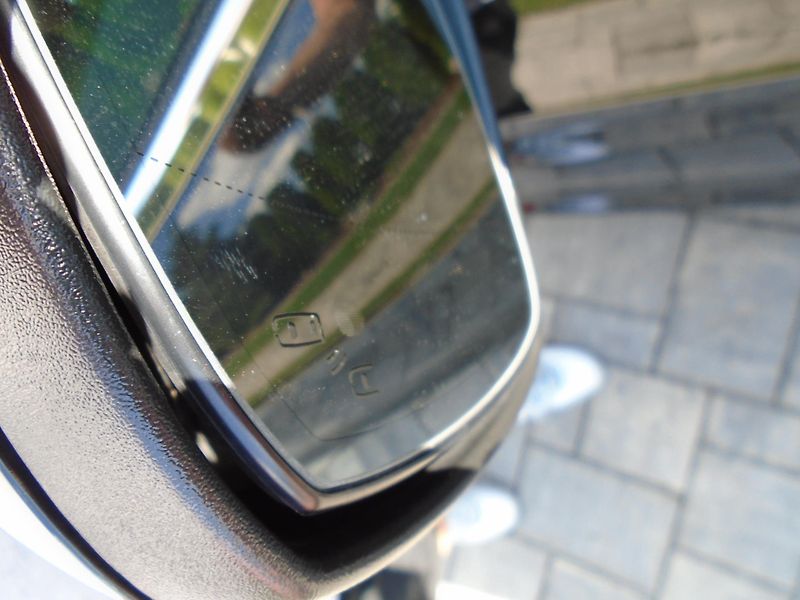 Ford Galaxy 2.0EcoBlue 140kW 8AT Titanium  - fotka 13 z 43
