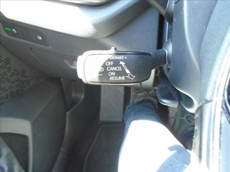 Škoda Octavia 1,0 - fotka 25 z 32