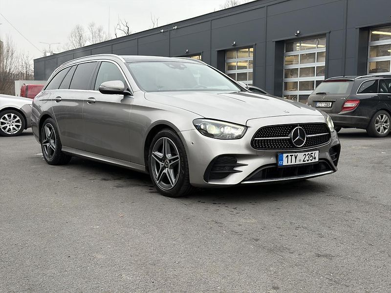 Mercedes-Benz Třídy E E 220d 4M Kombi - fotka 7 z 15