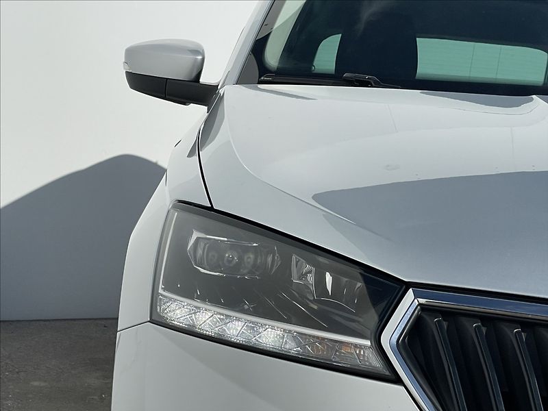 Škoda Fabia 1,0 TSI Combi Style Plus ACC - fotka 21 z 23