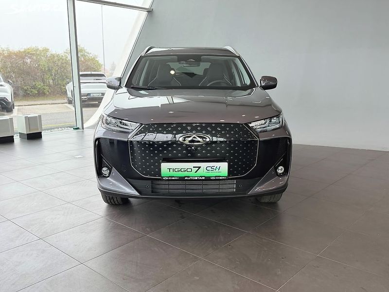 Chery Tiggo 7 PHEV UNIQUE 1,5 T-GDI - fotka 4 z 17