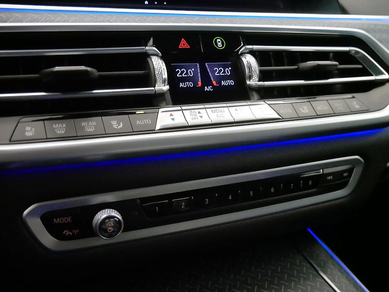 BMW X5 - fotka 24 z 30