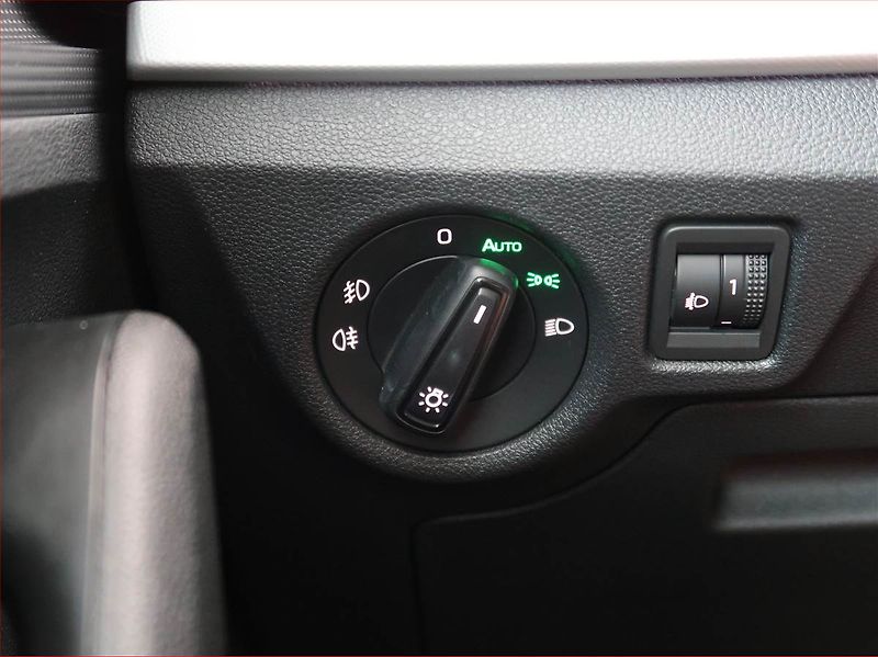 Volkswagen ID.3 (2020) 1st (62 kWh), SoH 89% - fotka 14 z 28