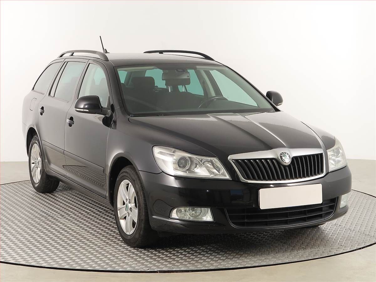 Škoda Octavia Ambiente 1.6 TDI, Navi