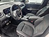 Mercedes-Benz GLB 200d 4M AMG 7míst - náhled 27