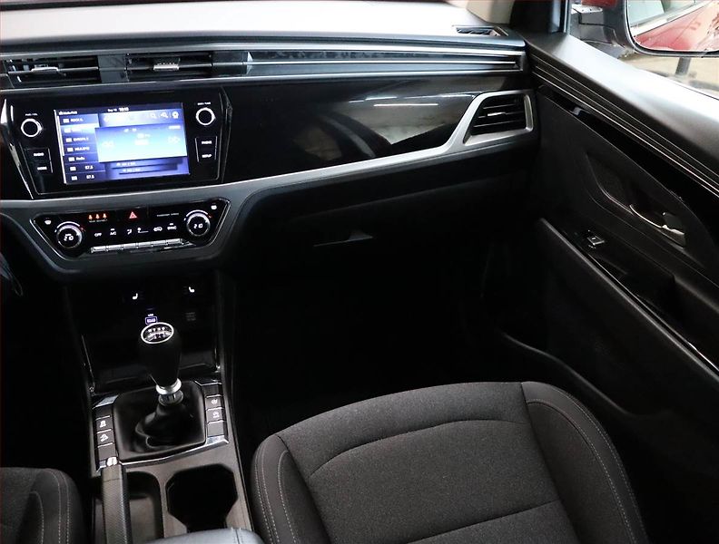 SsangYong Korando (2022) 1.5 T-GDI, Tempomat - fotka 8 z 24