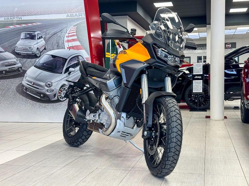 Moto Guzzi (2024) Stelvio - fotografie inzerátu