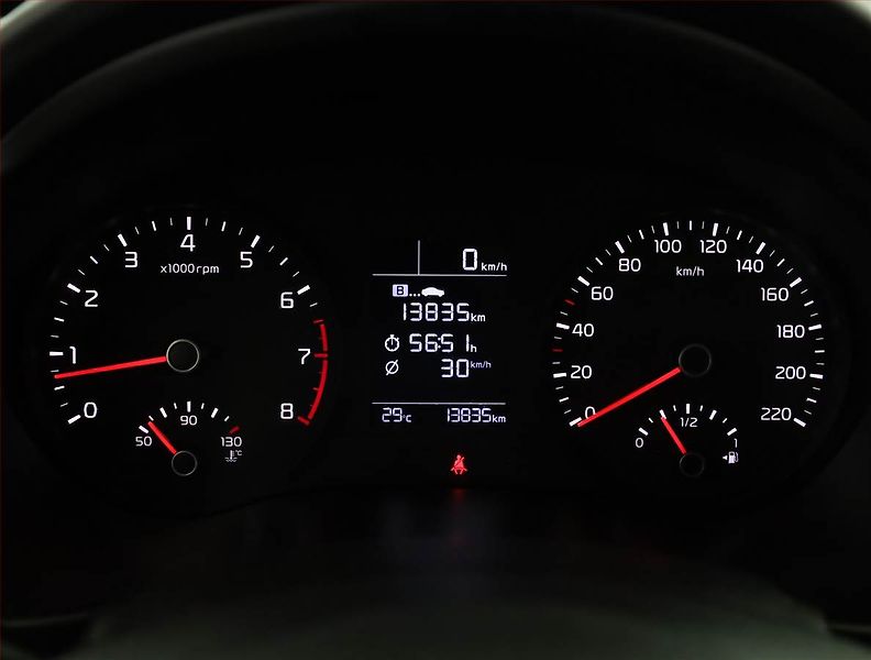 Kia Stonic (2023) 1.2 DPI, ČR,1.maj, Serv.kniha - fotka 9 z 18