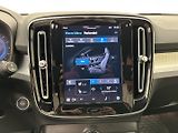 Volvo XC40 2.0 B4 4x4 PLUS - náhled 25
