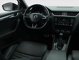 Škoda Octavia (2017) RS 2.0 TSI, Automat - náhled 7