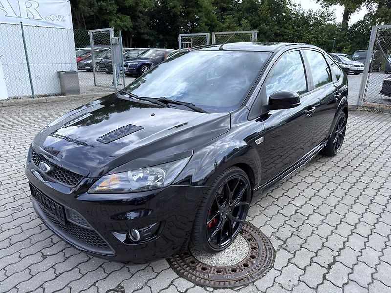 Ford Focus ST 2.5i 166 kW, servisní kniha - fotka 1 z 18