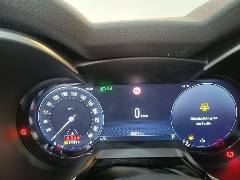 Alfa Romeo Stelvio 2.2 Diesel 16V 154kW Veloce - fotka 12 z 13