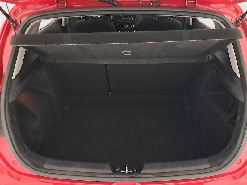 Kia Ceed (2015) 1.4 CVVT - fotka 14 z 15