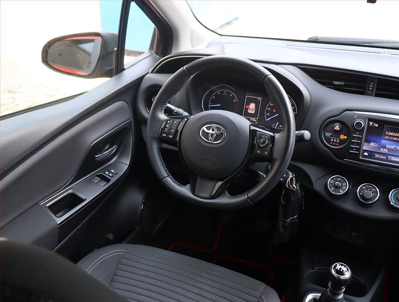 Toyota Yaris (2018) Trend 1.5 Dual VVT-i - fotka 7 z 20