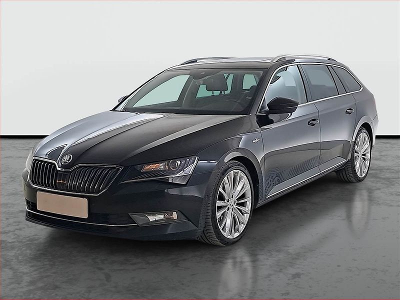Škoda Superb (2019) 2.0 TDI, 4X4, Automat, Kůže - fotka 2 z 28