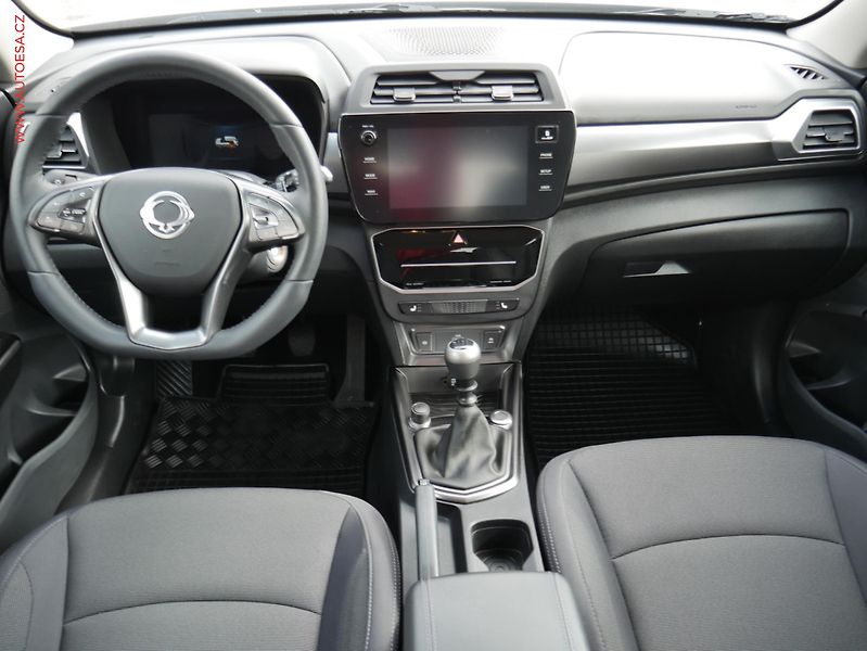 SsangYong Tivoli (2025) 1.5T-GDi, 1.maj,ČR, LED - fotka 8 z 19