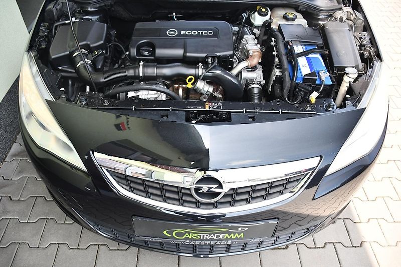 Opel Astra 1.7CDTi SPORTS TOURER - fotka 30 z 31