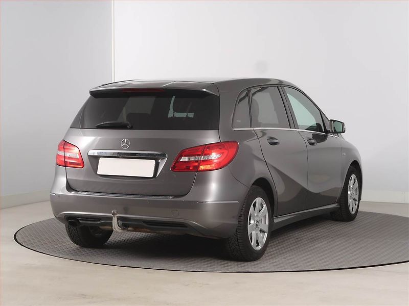 Mercedes-Benz Třídy B (2012) B 180 CDI, Navi, Xenony - fotka 5 z 18